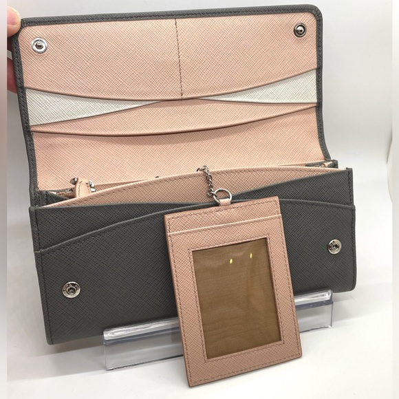 Limited Edition PRADA Tri-color Long Wallet - Picture 2 of 16